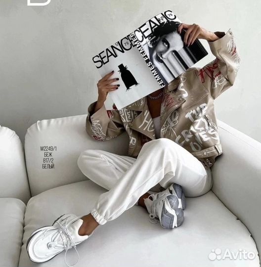 Кожанная куртка с принтом