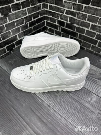 Кроссовки Nike Air Force белые мужские,и женские