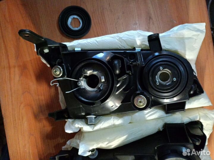 Фары Ipsum 10 кузов