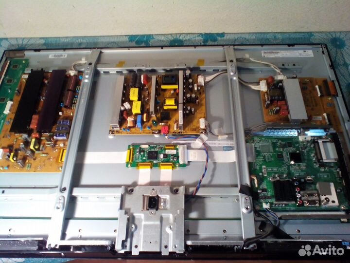 Плазма LG 42PT351 на разбор
