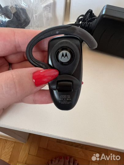 Bluetooth гарнитура motorola