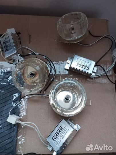 Светильник потолочный