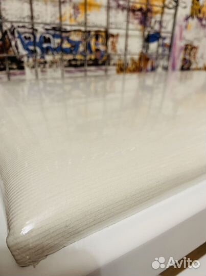 Белая банкетка для рояля (велюр)