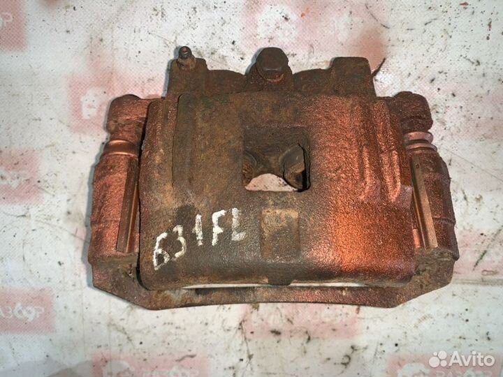 Суппорт передний левый Great Wall Hover H3