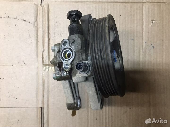 Насос гур Kia Rio 3