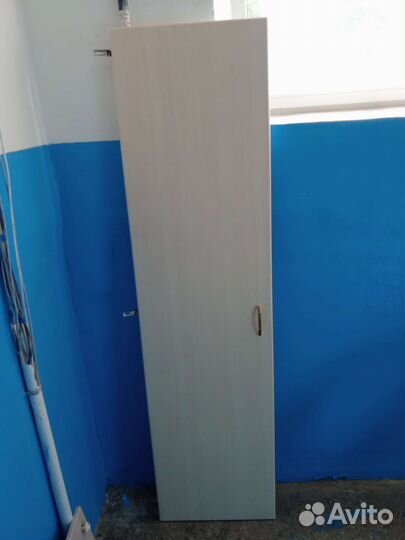 Три двери и две дверцы для ниши