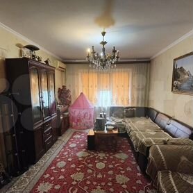 3-к. квартира, 90 м², 4/9 эт.