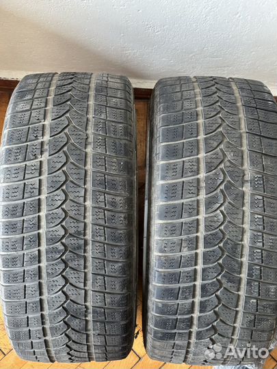 Tigar Winter 235/40 R18