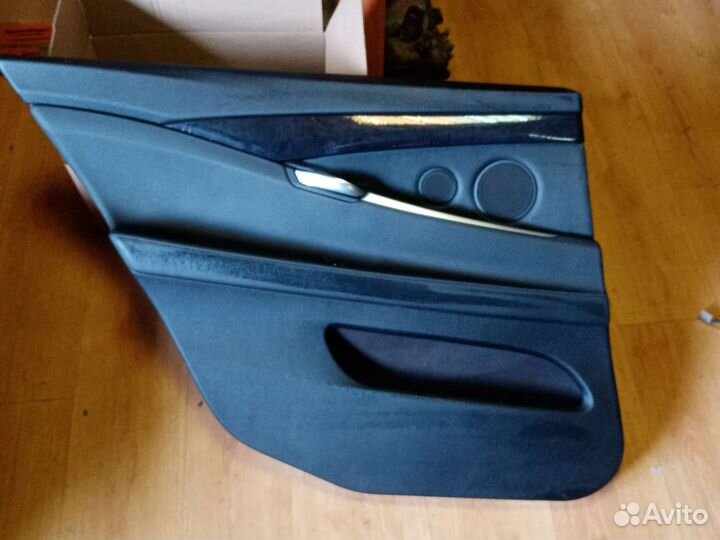 Обшивка задней левой двери BMW X5 F 15