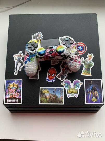 Продам playstation 4 pro 1tb