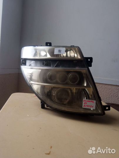 Фара Nissan Elgrand 51