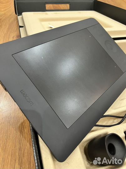 Графический планшет wacom intuos touch 5 s