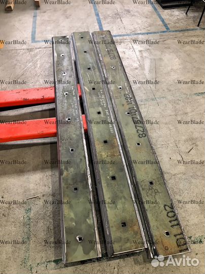 Нож ковша погрузчика Сase SR130/175 в Краснодаре