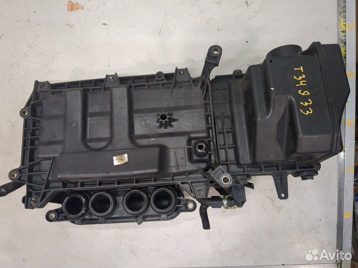 Корпус воздушного фильтра Nissan Note E11, 2006