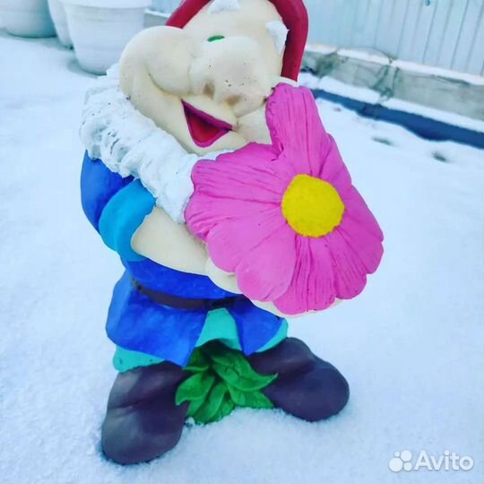 Садовые фигурки из бетона