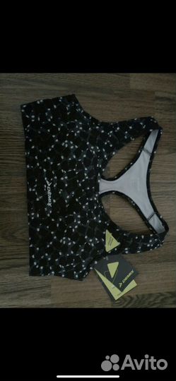 Спортивный топ