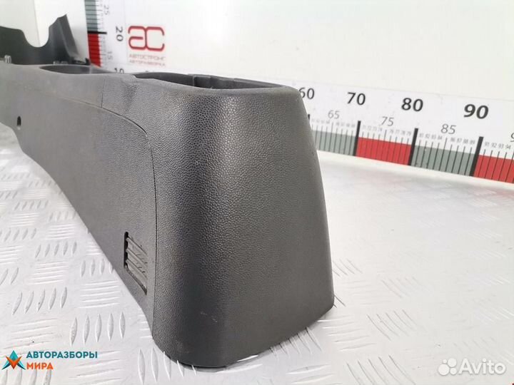 Консоль салона (центральная часть) Opel Corsa D