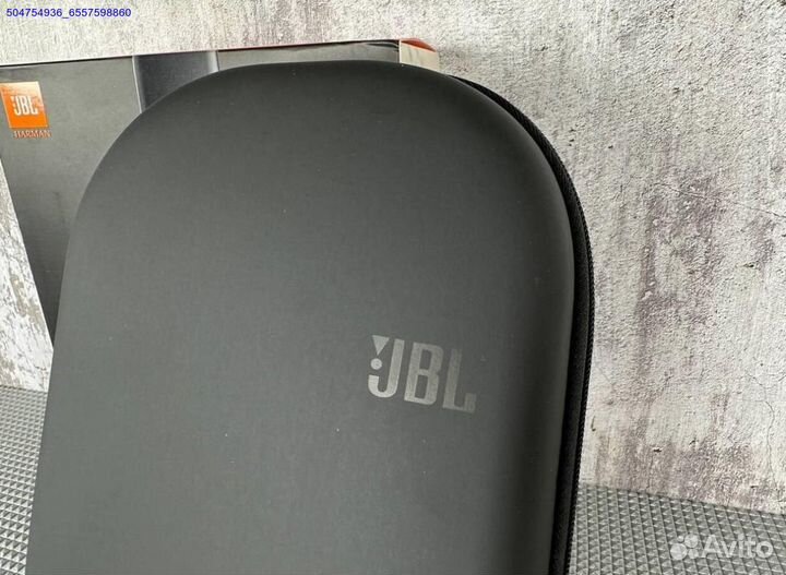 Наушники JBL Tour One M2