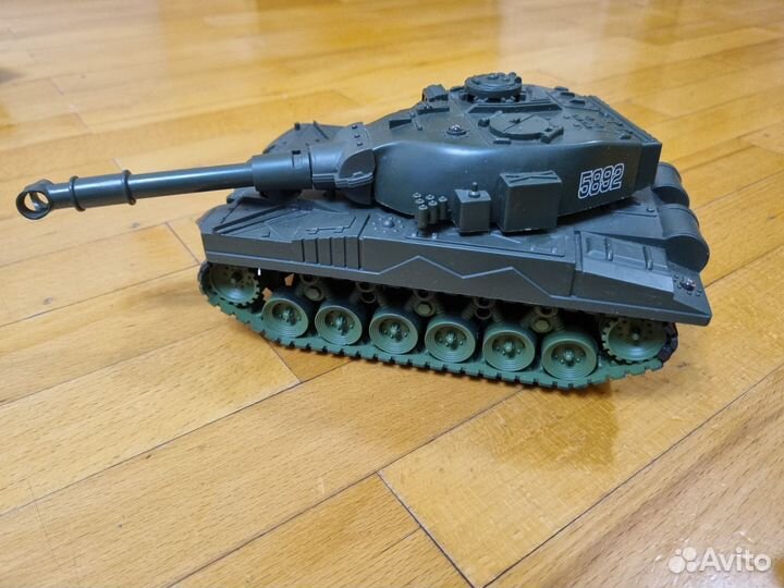 Игрушки набор из 7 штук, машинки, танки, пистолет