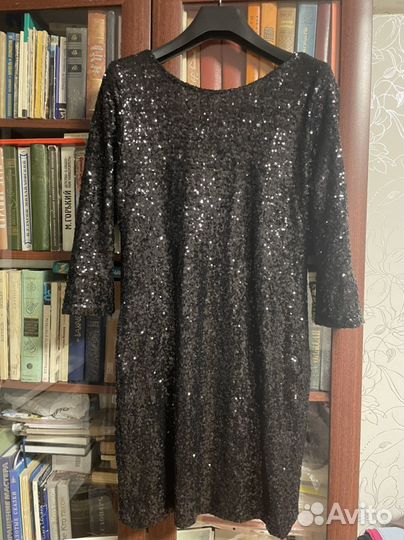 Платье вечернее