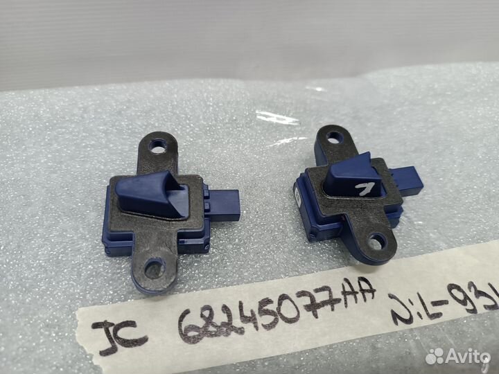 Датчик удара Jeep Compass 2016+