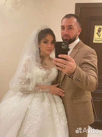 Свадебное платье