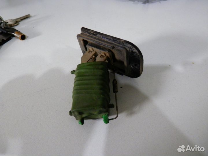 Реостат печки ваз 2110 приора