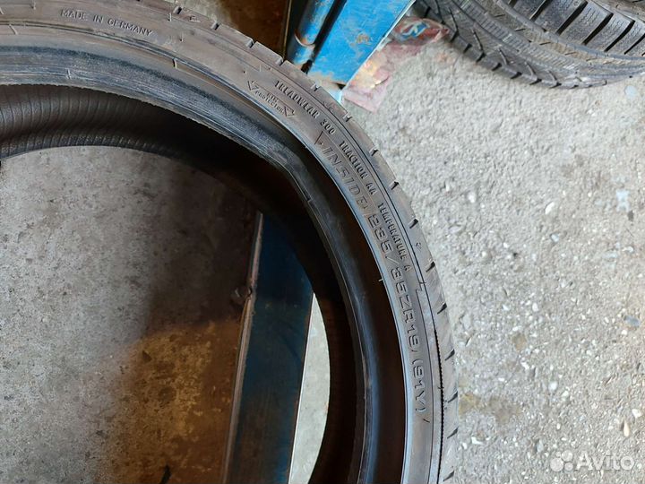 Dunlop Sport Maxx RT 235/35 R19