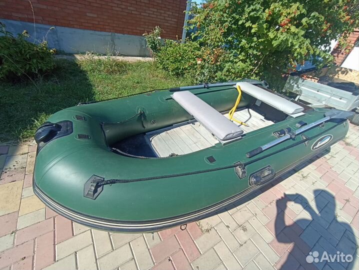 Пвх лодка Гладиатор 330al