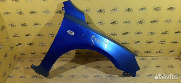 Крыло переднее правое Mazda 3 bk хетчбек