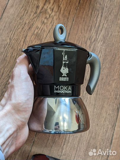 Кофеварка гейзерная Bialetti Moka Induction 4 cups