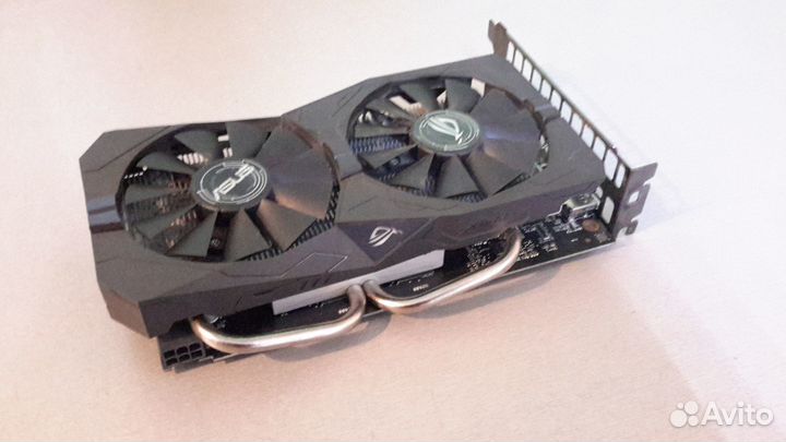 Видеокарта asus RX-560 4Gb strix