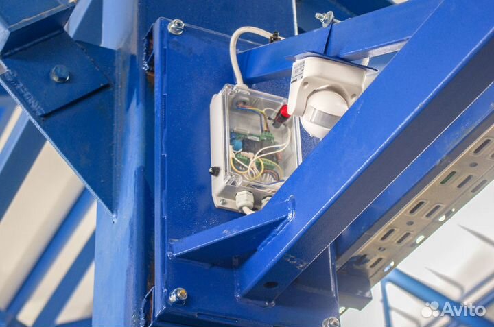 Щетка-чесалка для крс автоматическая New farm