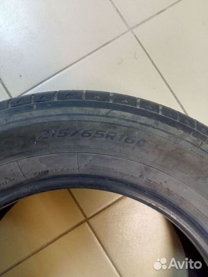 Hankook Radial RA28 215/65 R16C