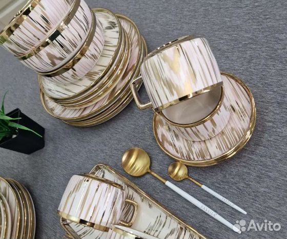 Новый сервиз столовый на подарок