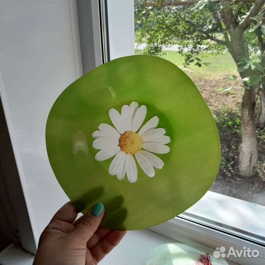 Стеклянные тарелки