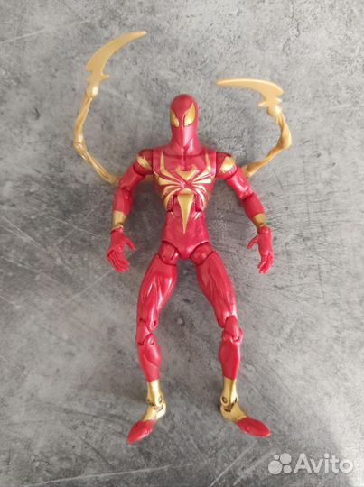 Фигурки игрушки