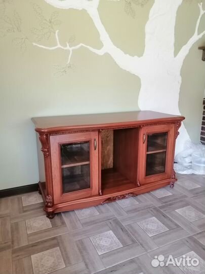 Тумба для аппаратуры на заказ