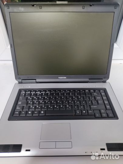 Ноутбук toshiba