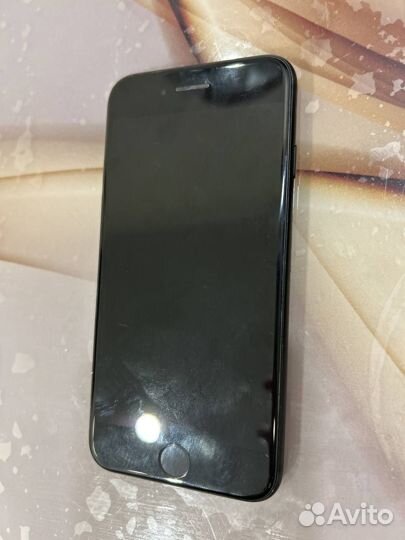 iPhone SE (2020), 64 ГБ