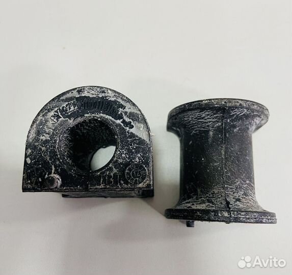 Втулка переднего стабилизатора VW Т5 22mm