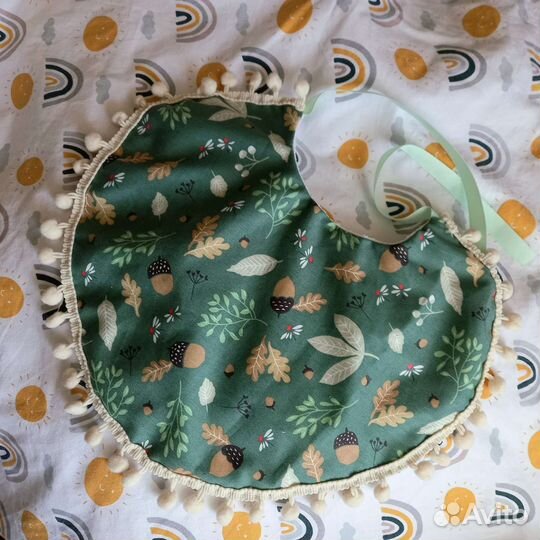 Флажки, игрушки и нагрудники ручной работы