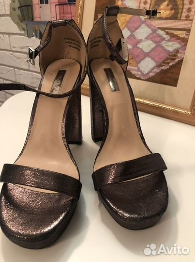 Босоножки 40