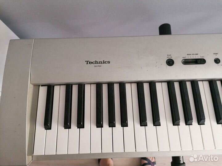 Электронное пианино Technics SX-P50