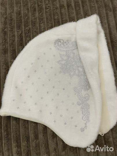 Головные уборы женские зимние