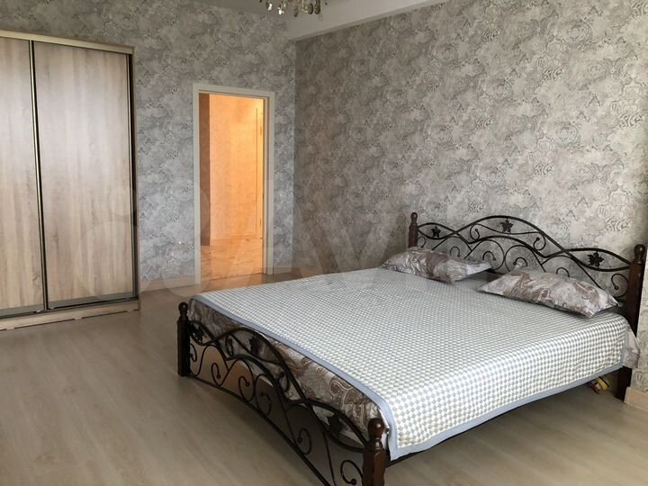 2-к. квартира, 70 м², 4/5 эт.