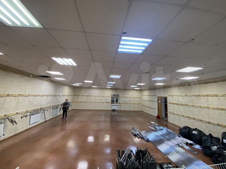 Торговая площадь, 320 м²