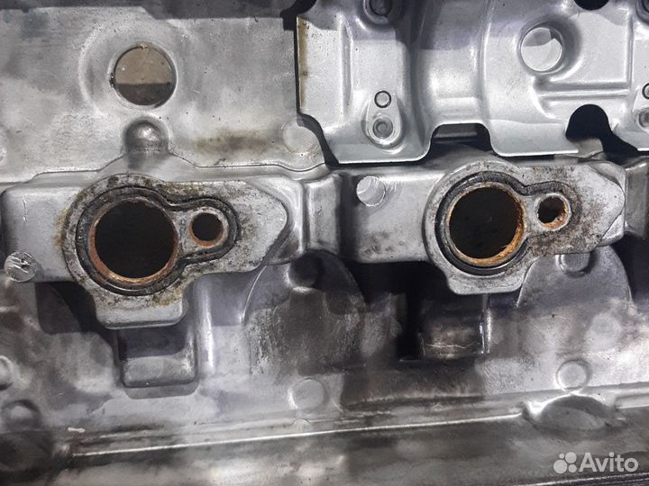 Клапанная крышка Mercedes Benz Vito 638 2.2 CDI