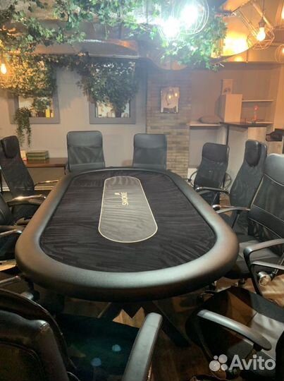 Аренда стола для дружеских посиделок,игры в карты