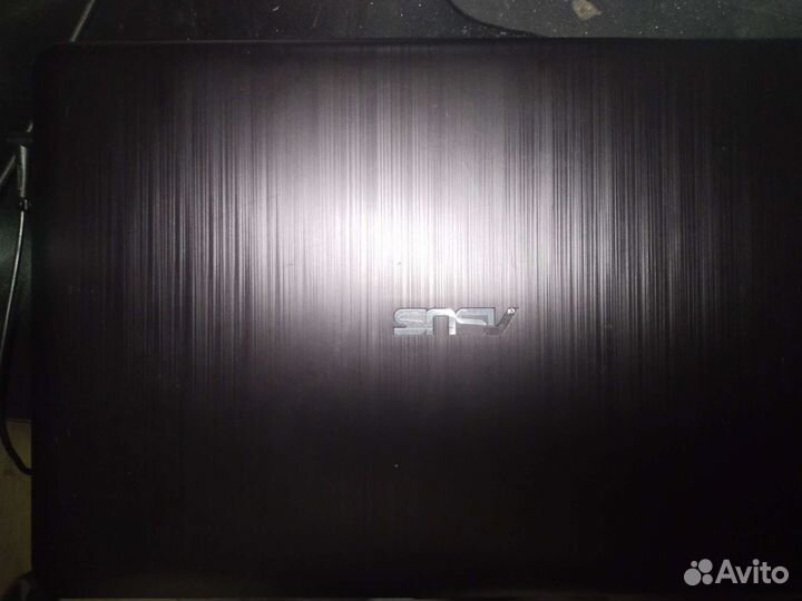 Asus R540MB-GQ076T